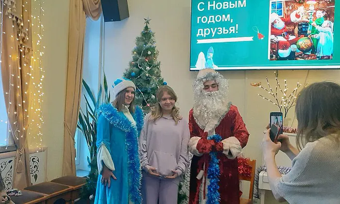 photo_5368772591486701383_y